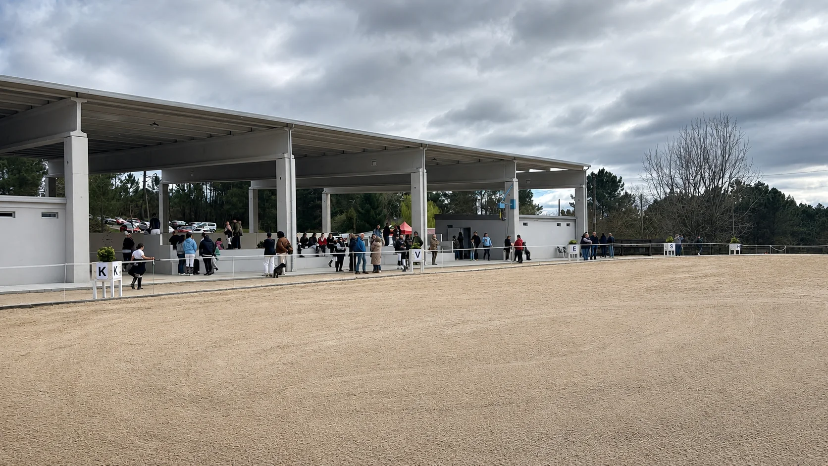 Pista exterior de San Amaro junto a la cubierta