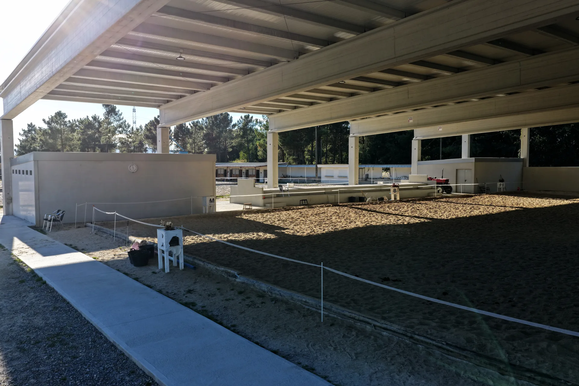 Interior de la pista cubierta de San Amaro